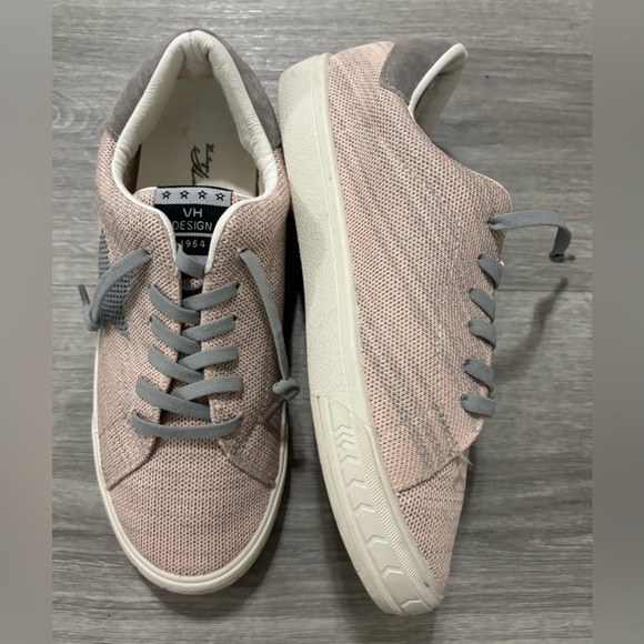Vintage Havana Fly Pink Gray Star Sneakers Size 7.5 - Picture 2 of 5